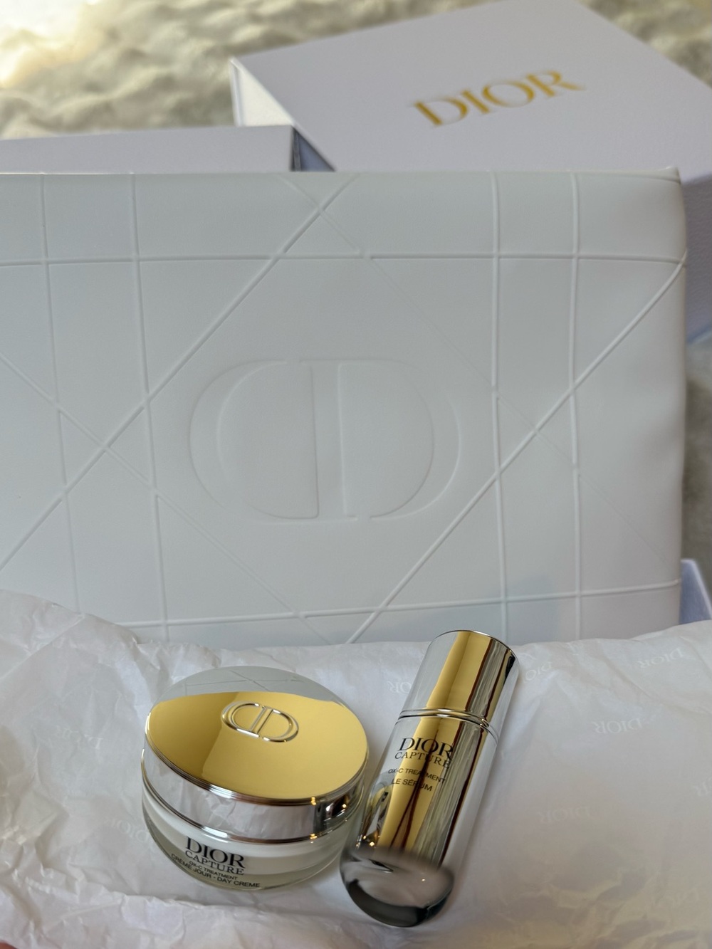 Authentic Dior Beauty White Cannage Quilted Exclusive Pouch – New